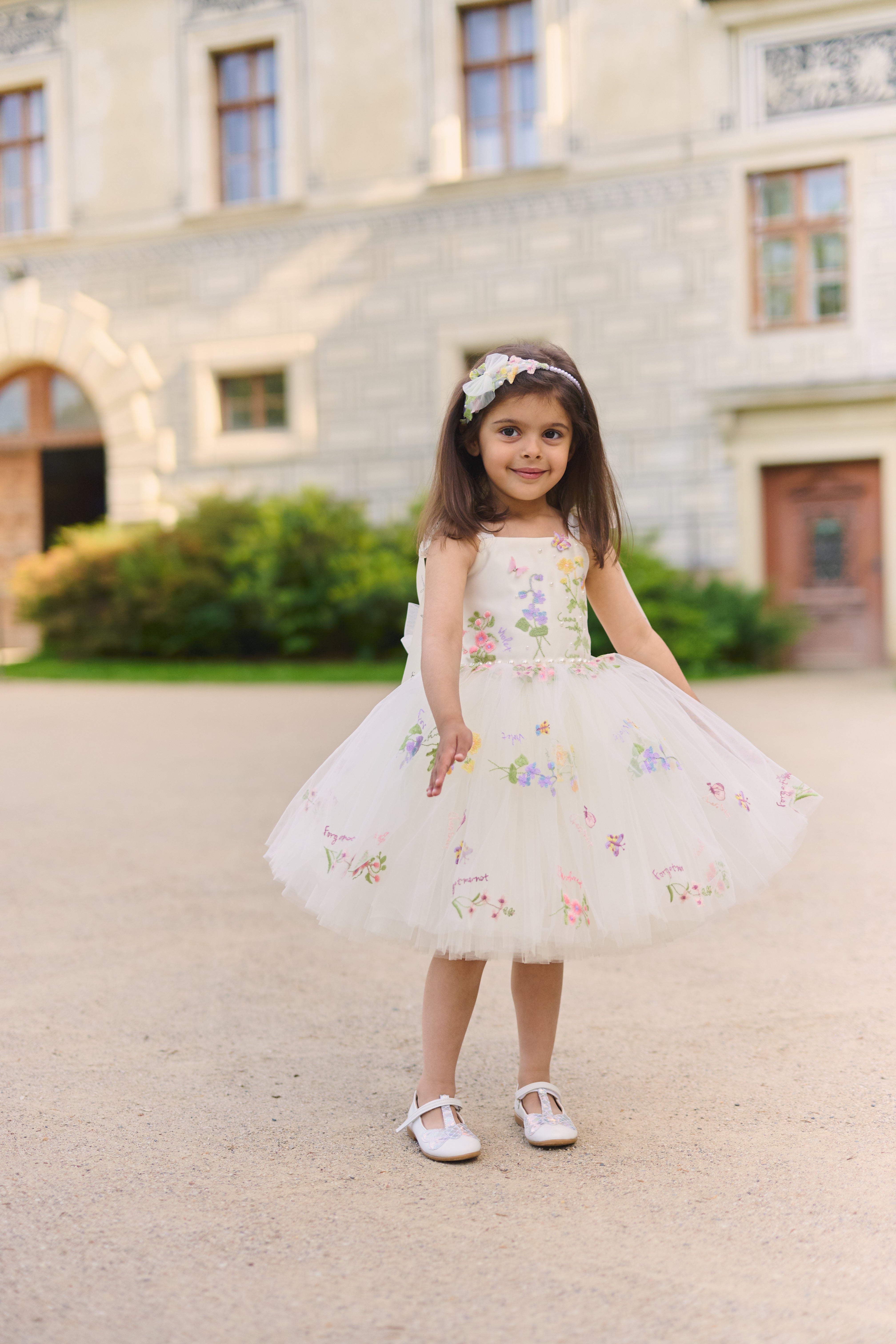 NOTED DRESS