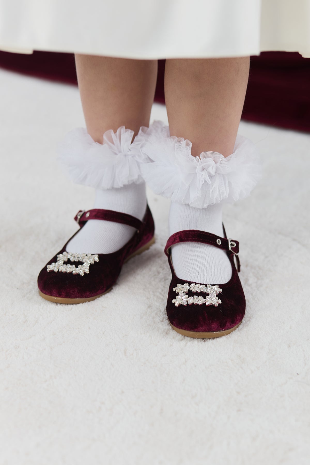Bordo Velvet Crystal Buckle Shoes – Jorya Kids Boutique