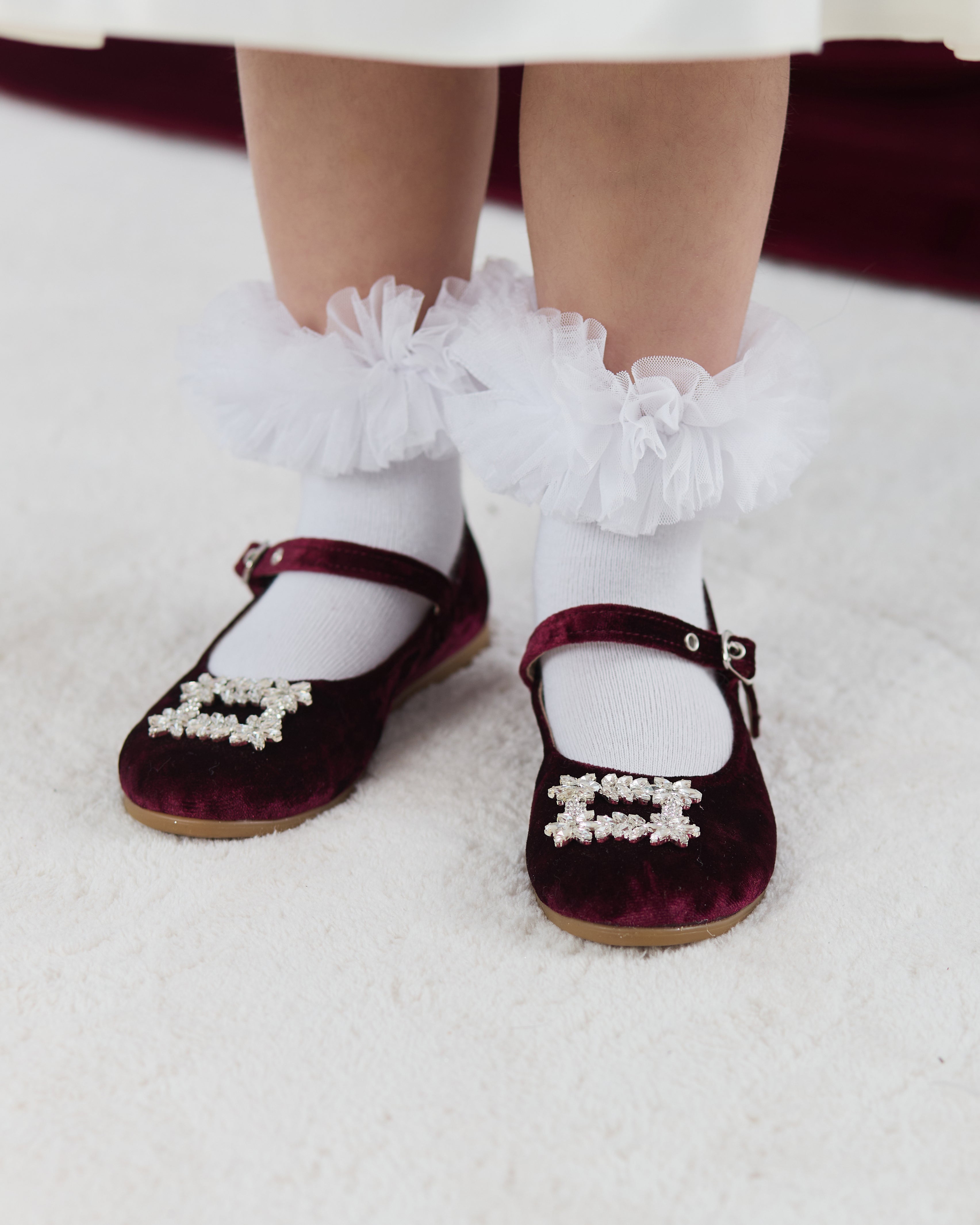 Bordo Velvet Crystal Buckle Shoes – Jorya Kids Boutique