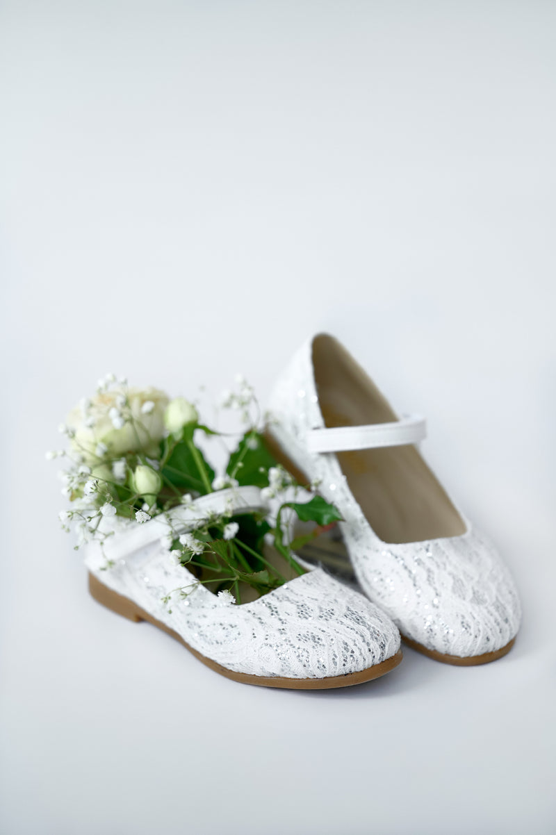 White Lace Shoes – Jorya Kids Boutique