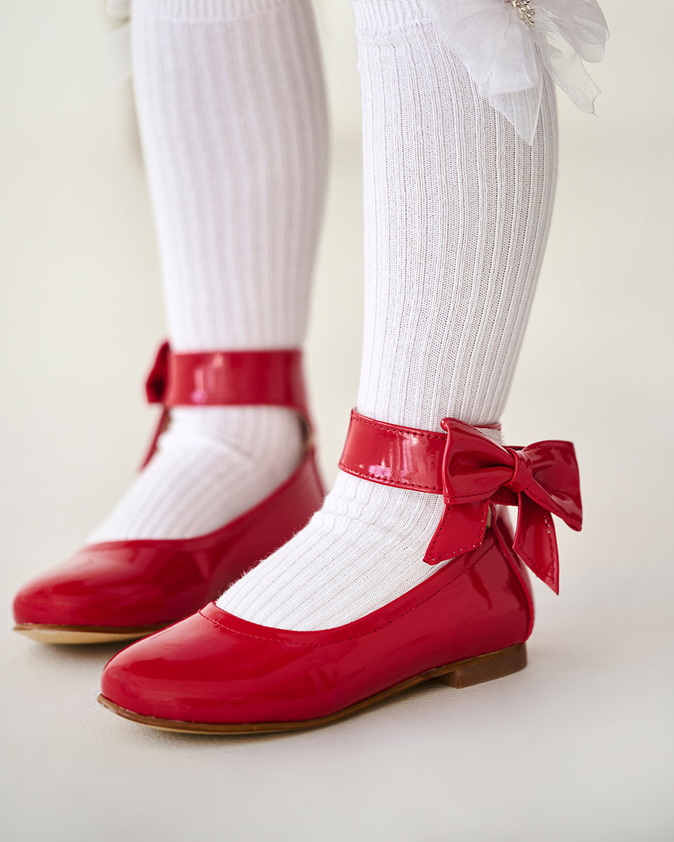 Red Shoes With Fionka – Jorya Kids Boutique